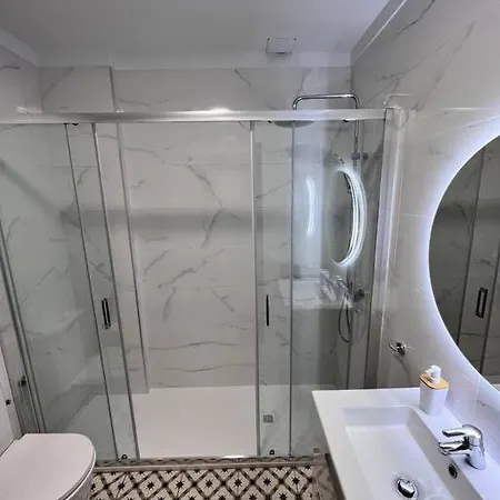 Mar Y Sol En El Medano, Tenerife Sur *