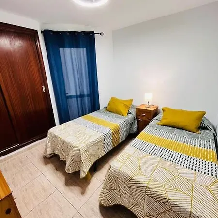 Mar Y Sol En El Medano, Tenerife Sur *